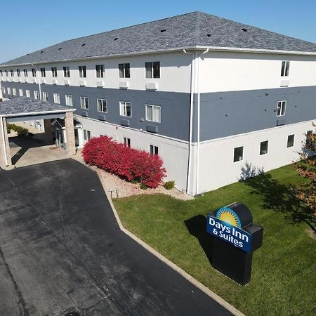 Days Inn & Suites By Wyndham Romeoville Eksteriør bilde